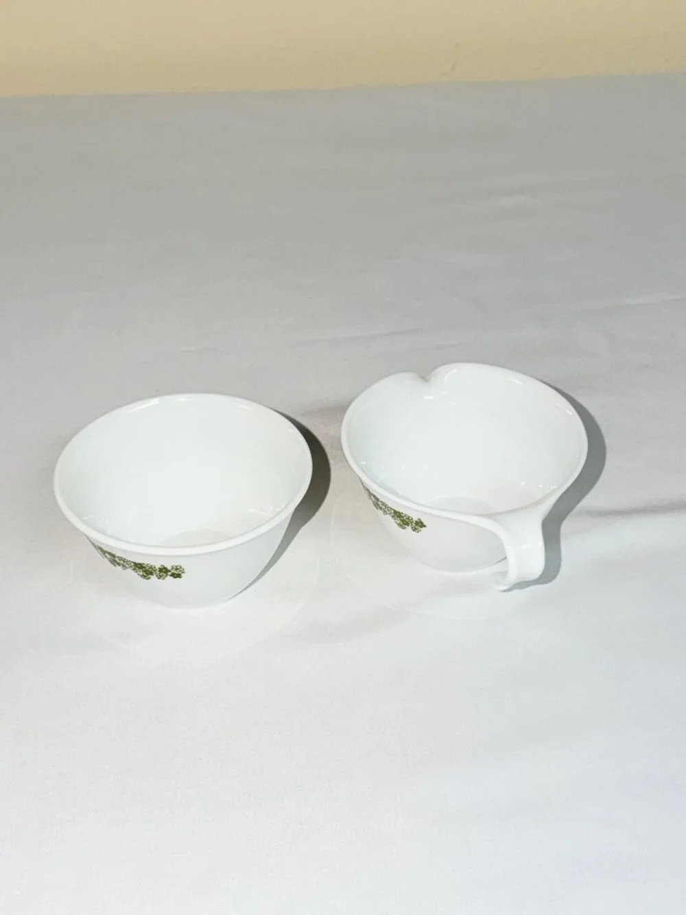 Corelle Crazy Daisy Creamer Hook Handle + Sugar Bowl Vintage Green Floral Vtg - Picture 2 of 7